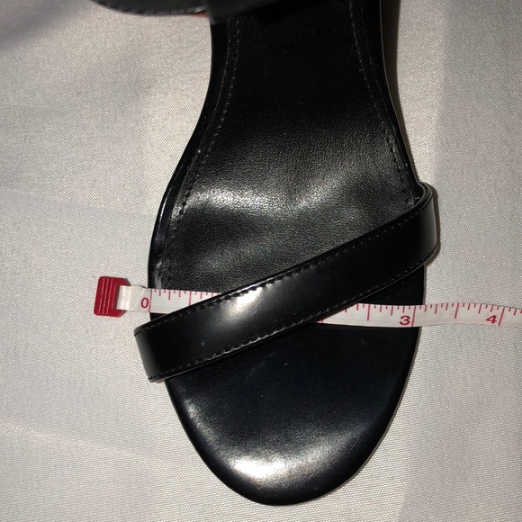 Women Steve Madden Riviting size 7M heels - Picture 6 of 8